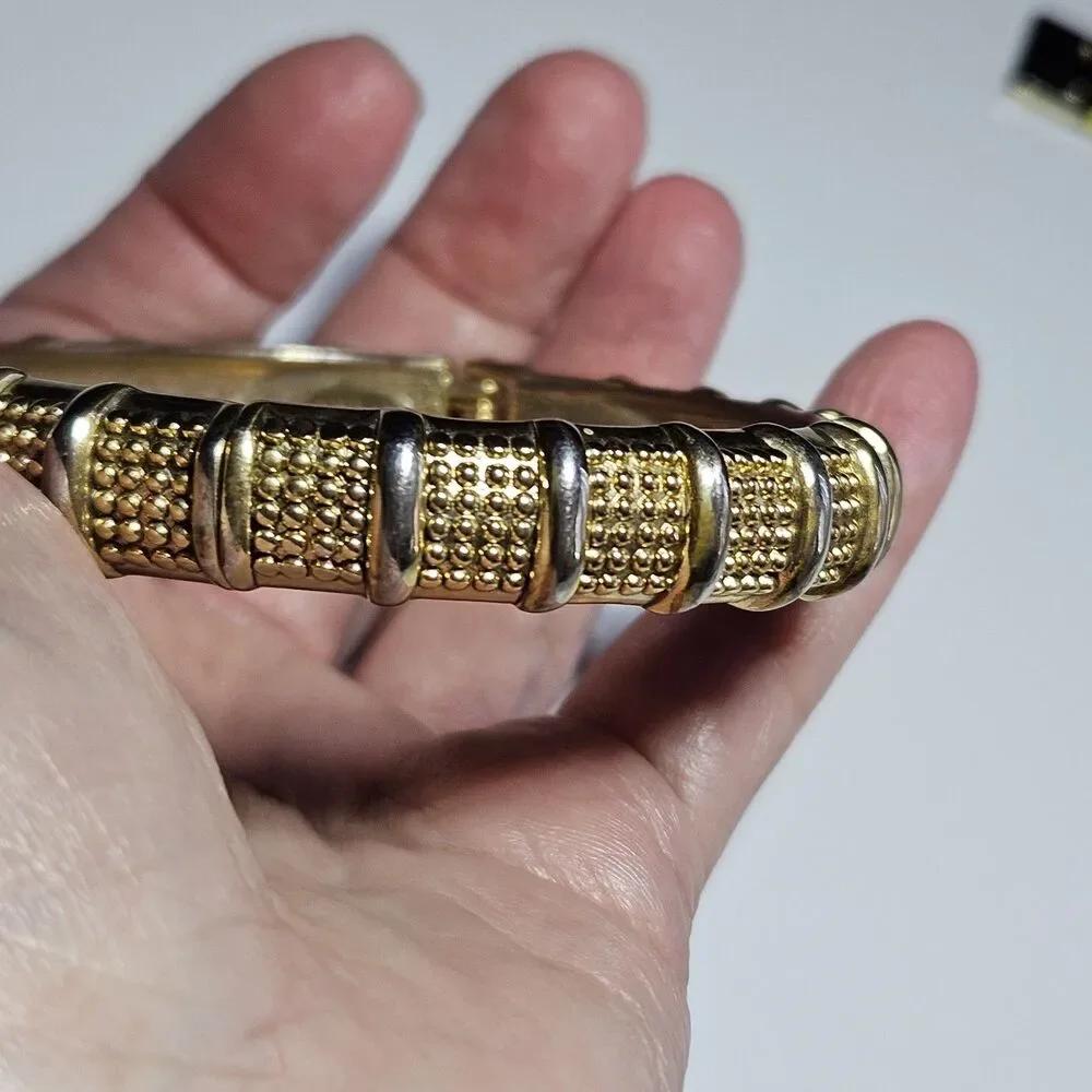 Cookie Lee Gold Tone Textured Hinge Bangle Bracelet Approx 7.5